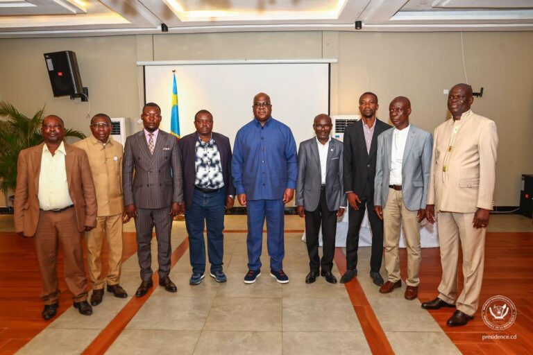 Tanganyika : le prix du ciment local au centre des échanges entre Félix Tshisekedi et la FEC