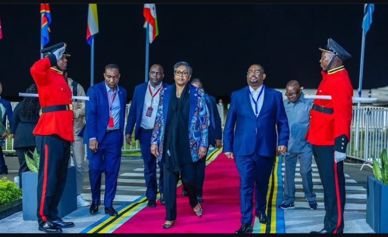 Sommet SADC-EAC : Judith Suminwa représente le Gouvernement Congolais à Dar es Salaam