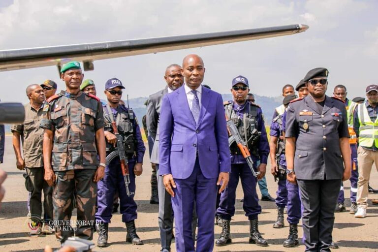 Guerre dans l&rsquo;Est : les autorités politico-administratives du Sud-Kivu s’installent à Uvira