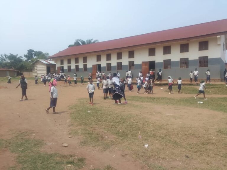 Beni : Grève des enseignants, et des écoles fermées après l’assassinat d’un collègue