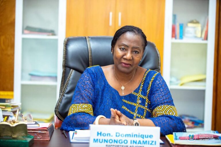 RDC : A l&rsquo;assemblée nationale, Dominique Munongo, rapporteure adjointe, claque la porte