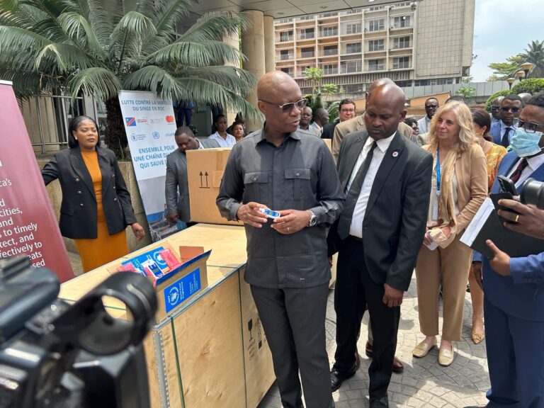 RDC : Le PAM remet au ministère de la Santé des équipements de la chaîne du froid