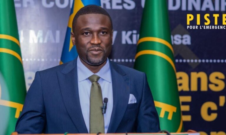 RDC : « Je ne vais pas vivre en exil » : Seth Kikuni annonce son retour au pays