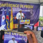 RDC : Nathanael Onokomba recadre Félix Tshisekedi après sa déclaration en Égypte : « Il est déjà le commandant suprême ! »