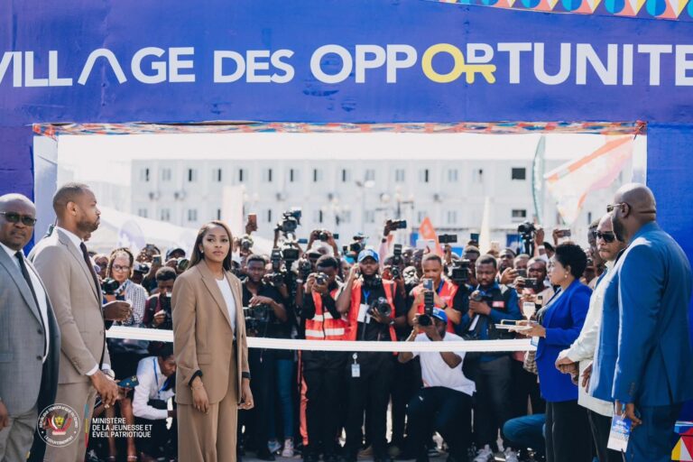 Kinshasa : Promesse d’emploi, réalité de fête : le Village des Opportunités crée la surprise… et la colère